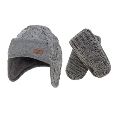 Babies grey cable knit trapper hat and mittens set